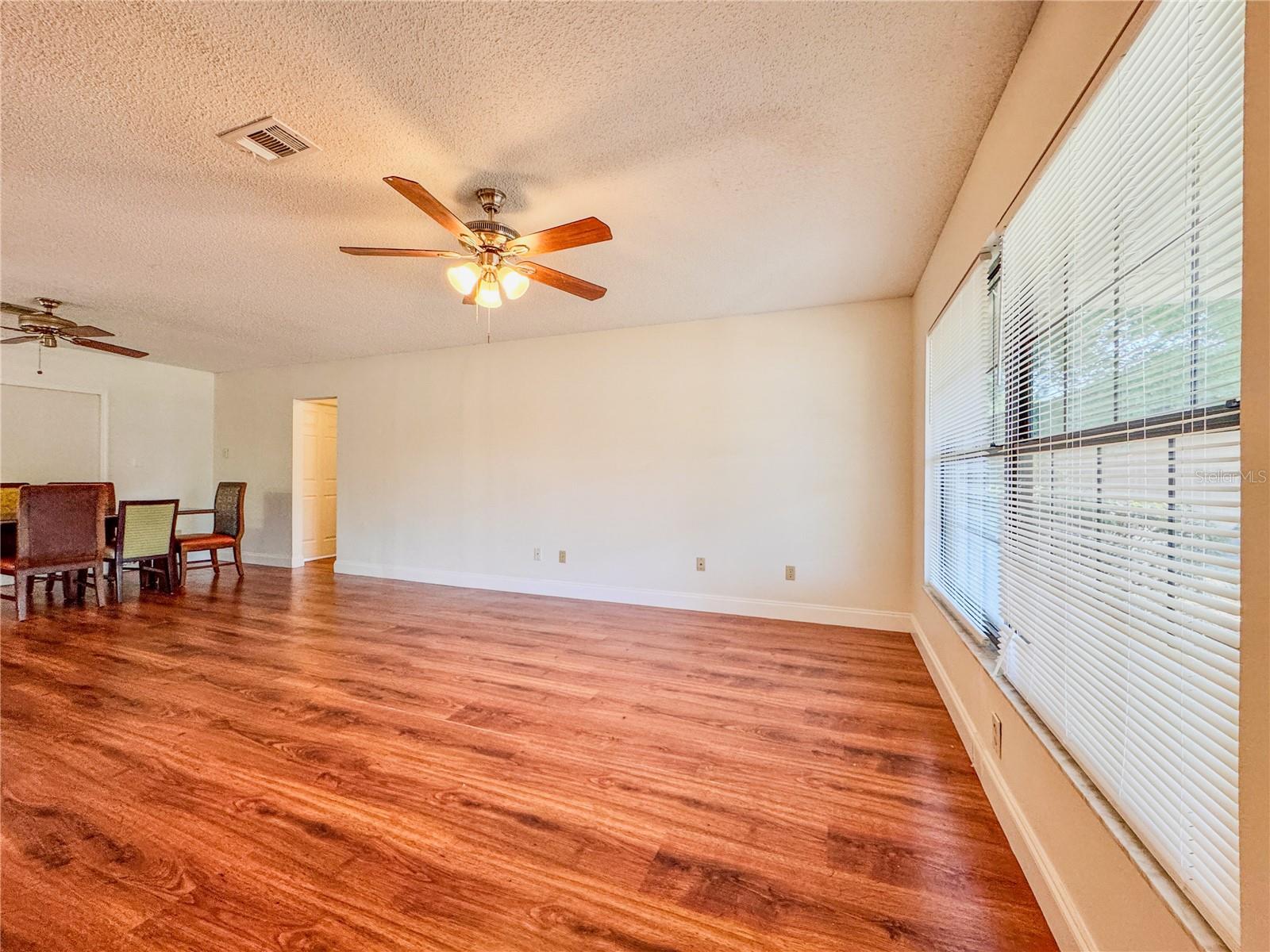 Image 9 of 42 For 1742 Willa Circle