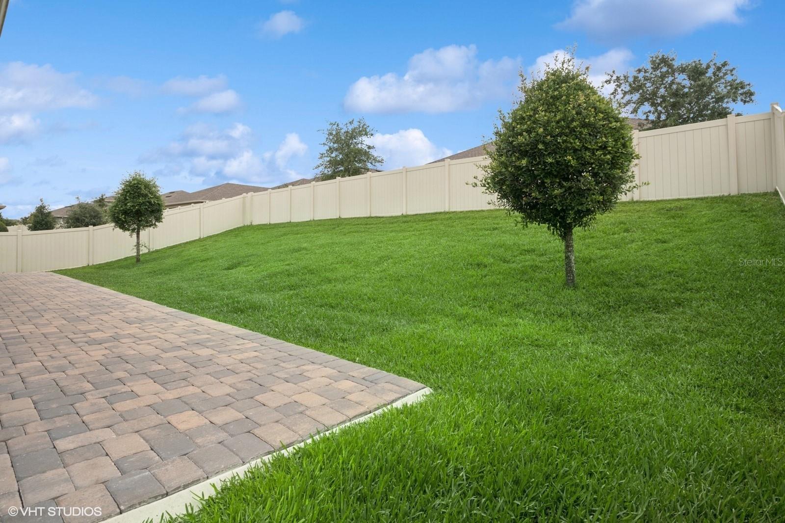 Image 39 of 45 For 1835 Southern Red Oak Court
