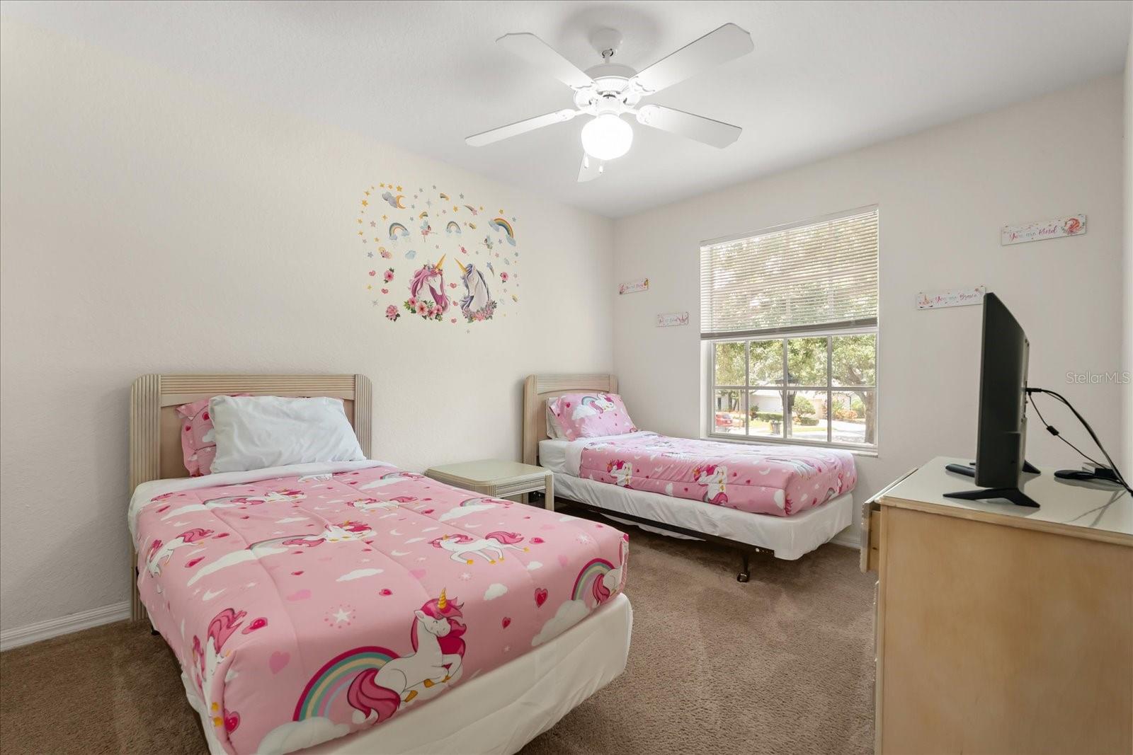 Image 10 of 38 For 526 Windsor Place