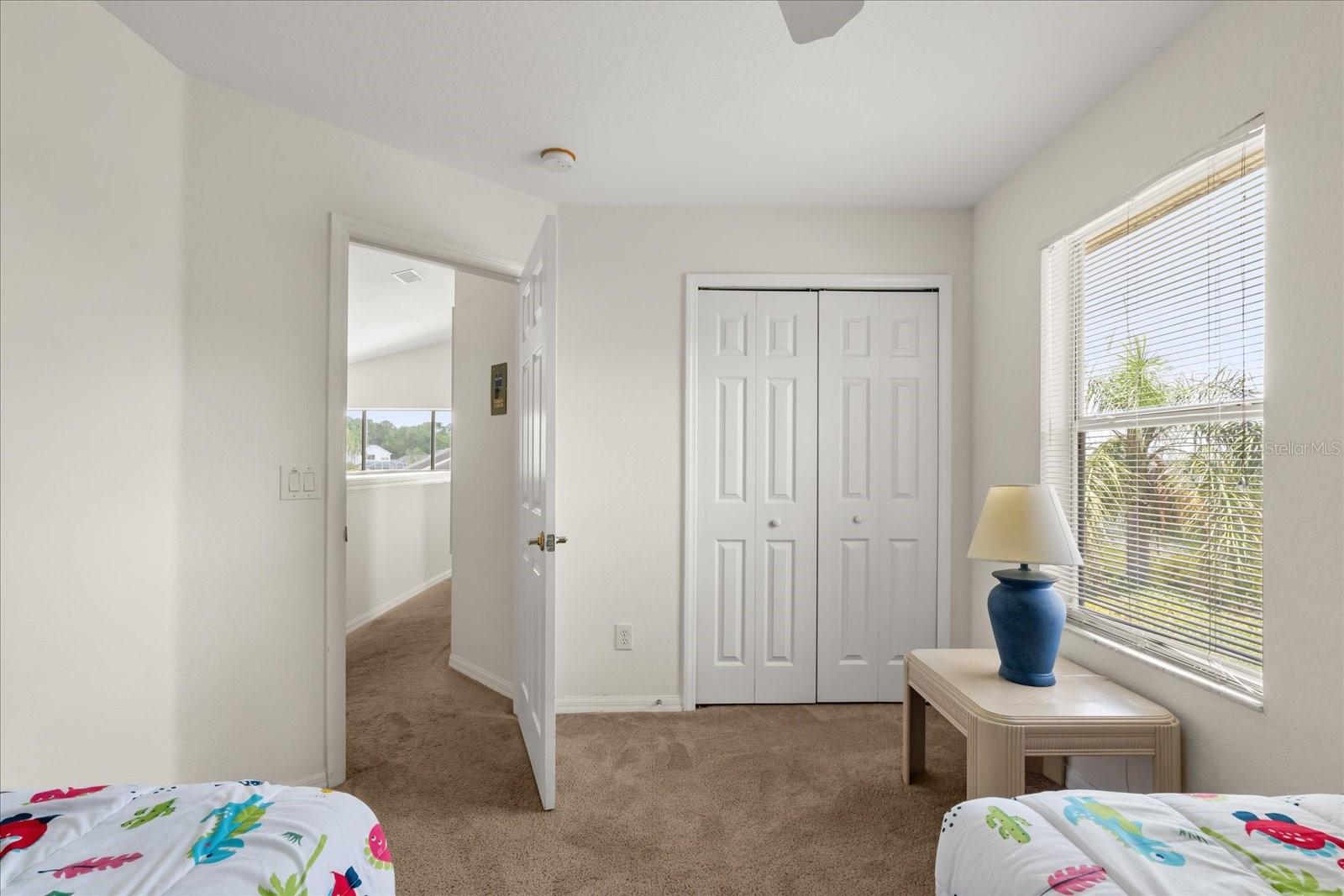 Image 16 of 38 For 526 Windsor Place