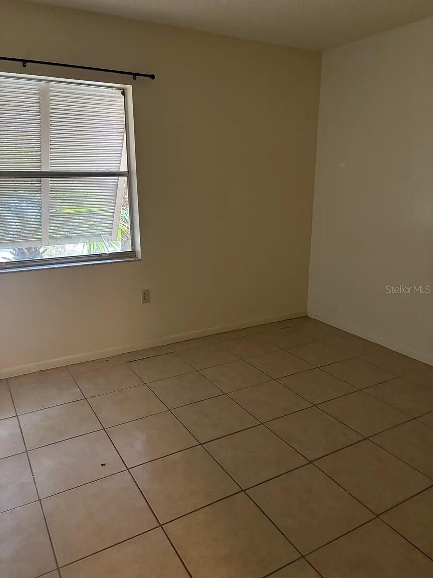 Image 12 of 12 For 130 Jasmine Woods Court 1c