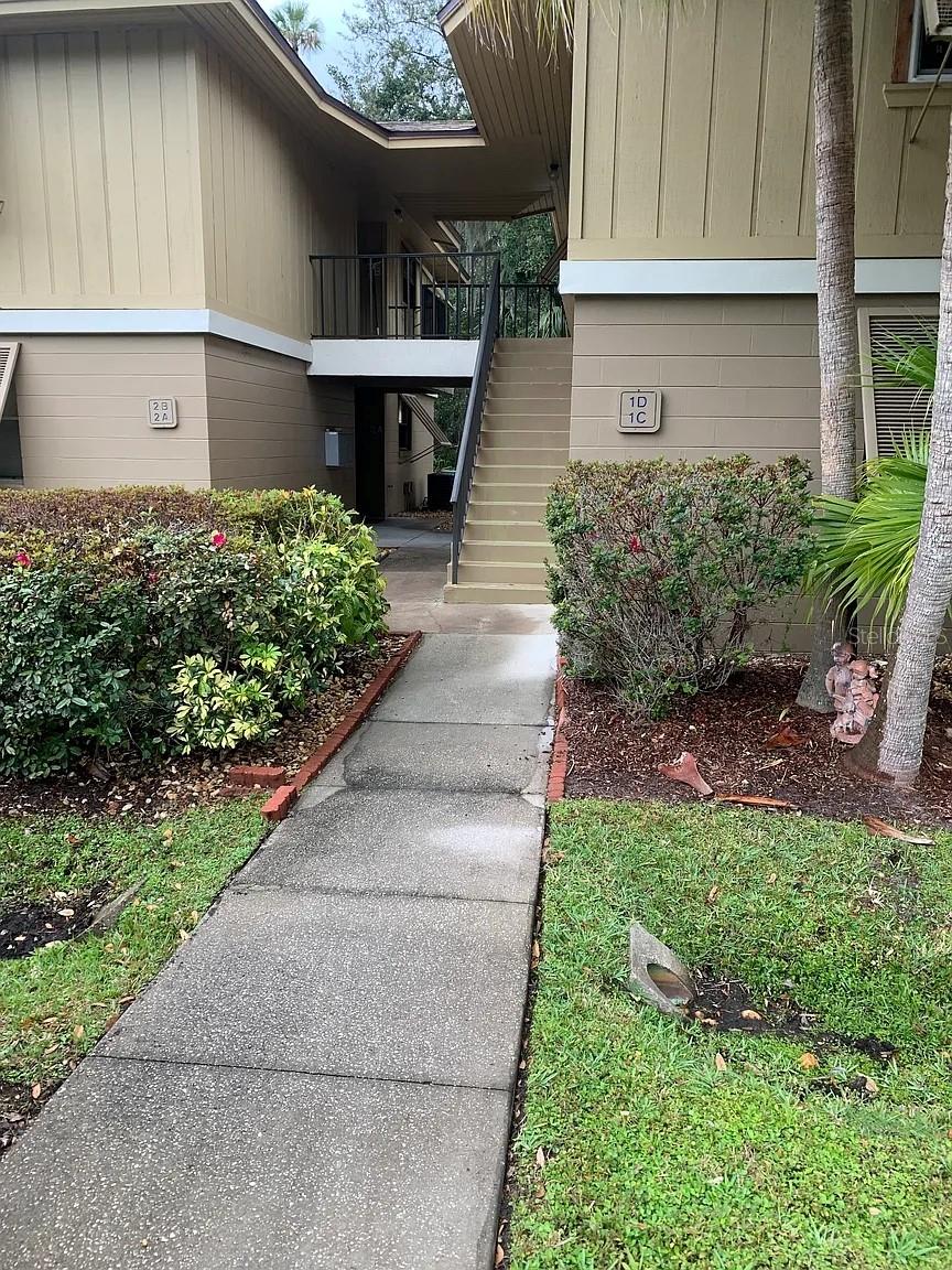 Image 8 of 12 For 130 Jasmine Woods Court 1c