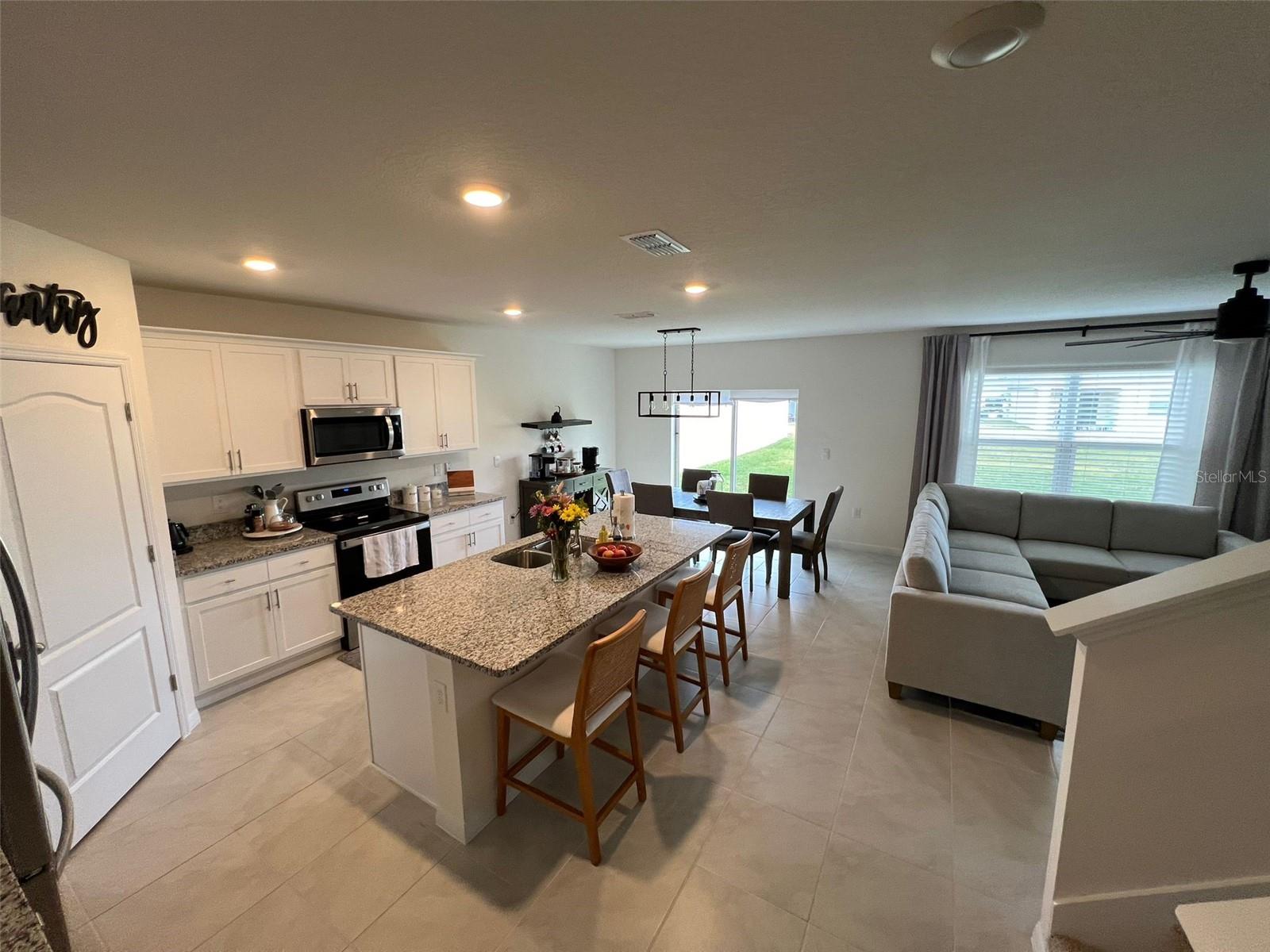 Image 5 of 38 For 5585 Winona Drive