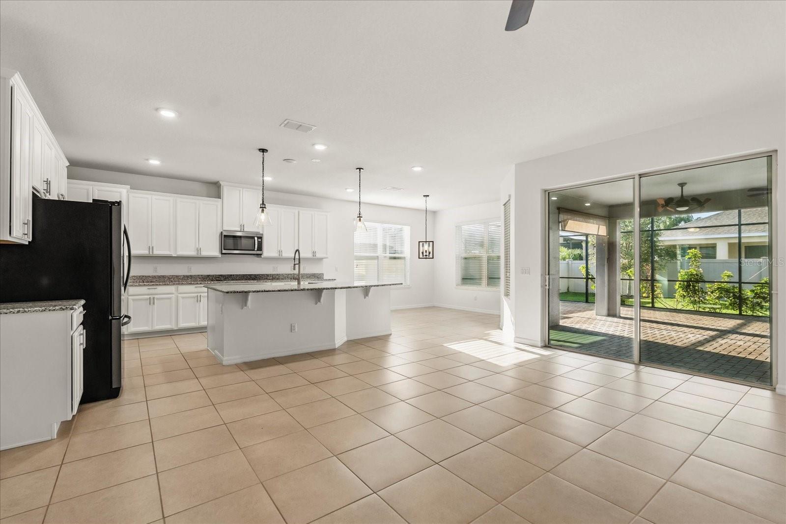 Image 10 of 38 For 3925 Green Sabal Drive