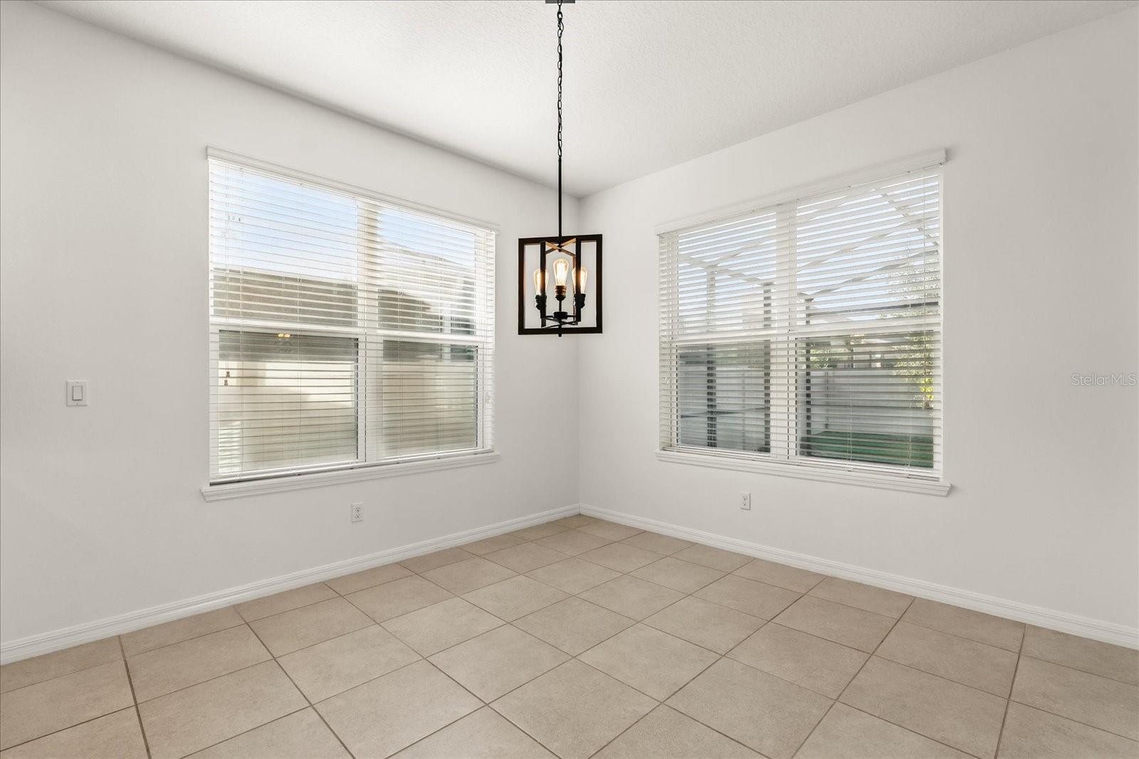 Image 13 of 38 For 3925 Green Sabal Drive