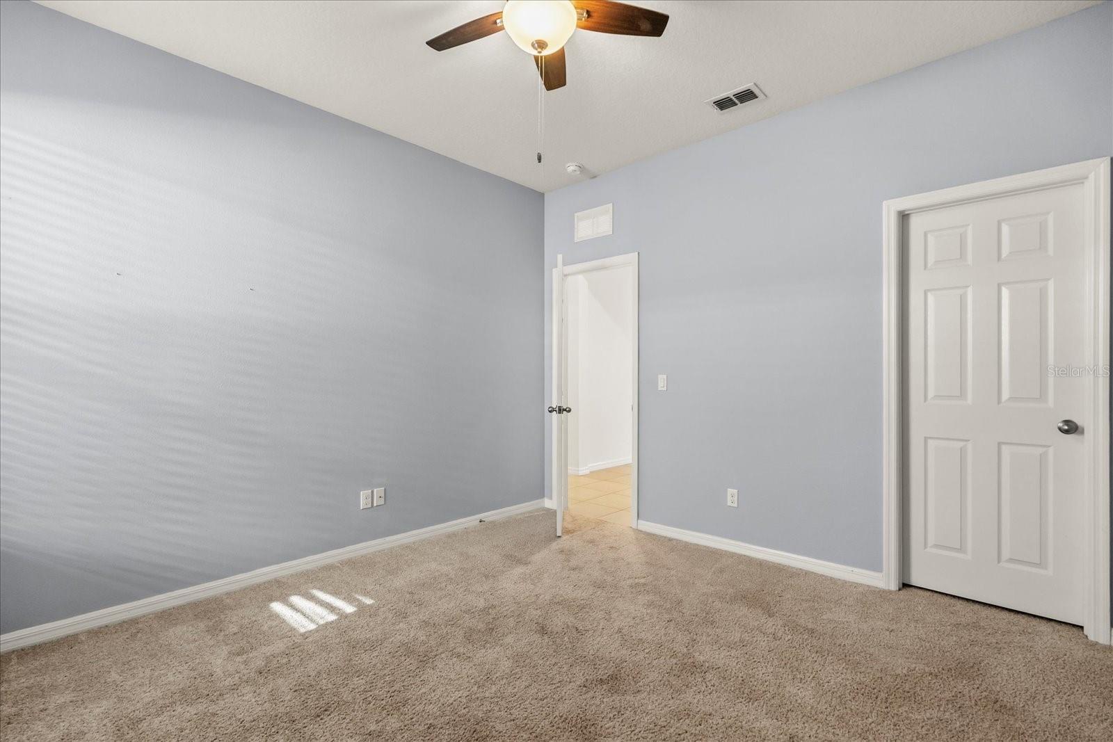 Image 22 of 38 For 3925 Green Sabal Drive