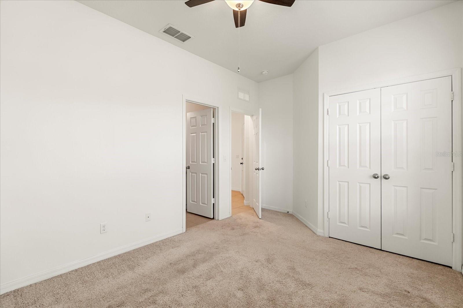 Image 29 of 38 For 3925 Green Sabal Drive