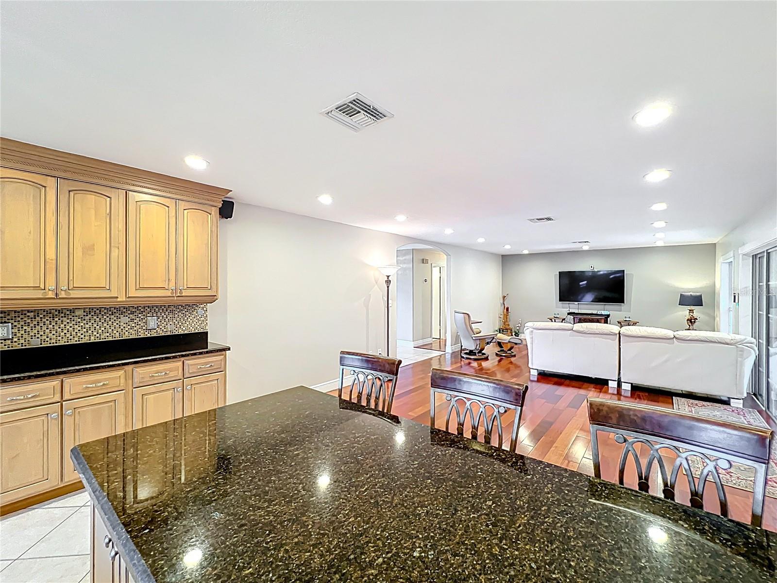Image 11 of 96 For 5127 Leeward Way