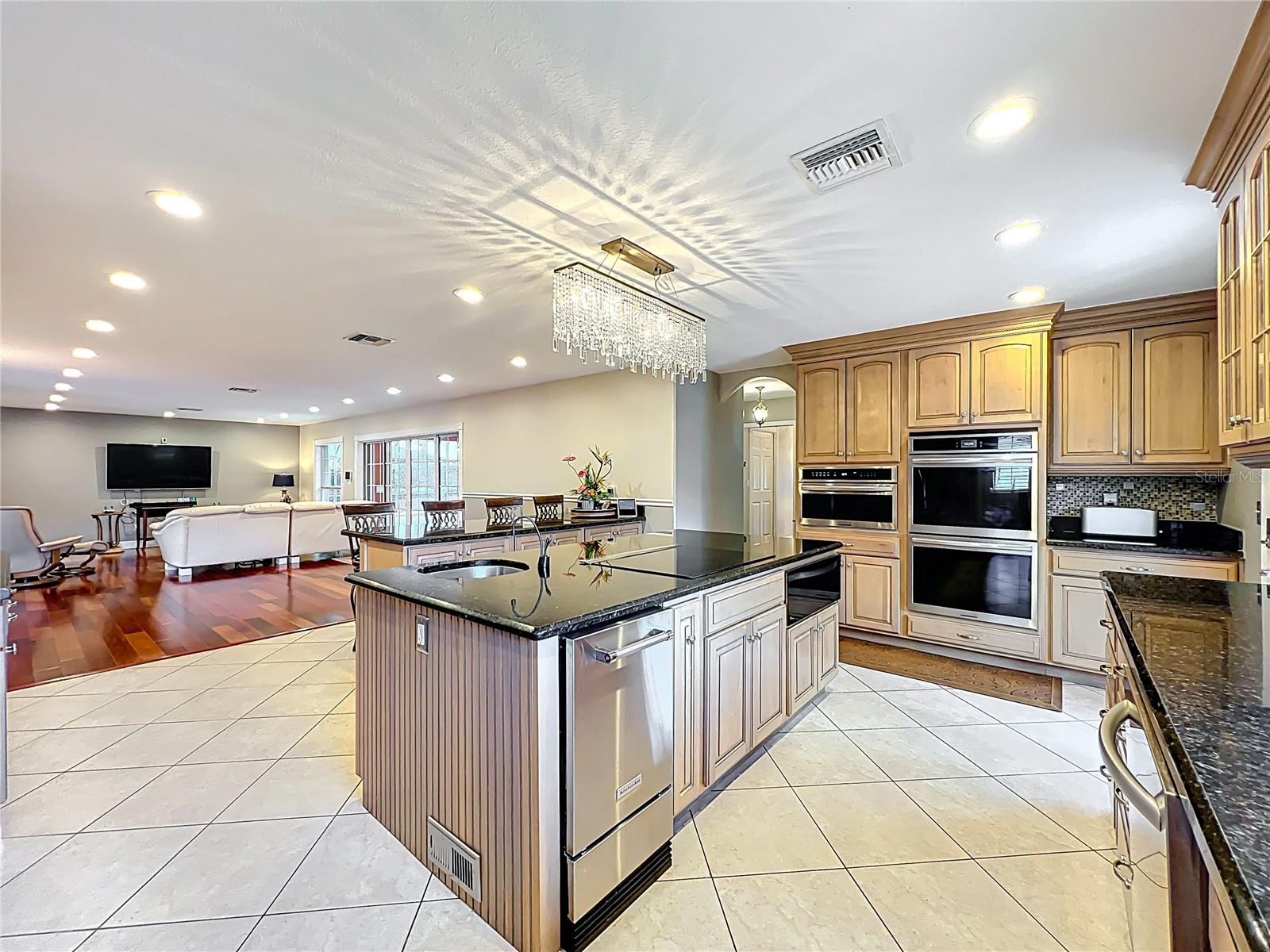 Image 14 of 96 For 5127 Leeward Way