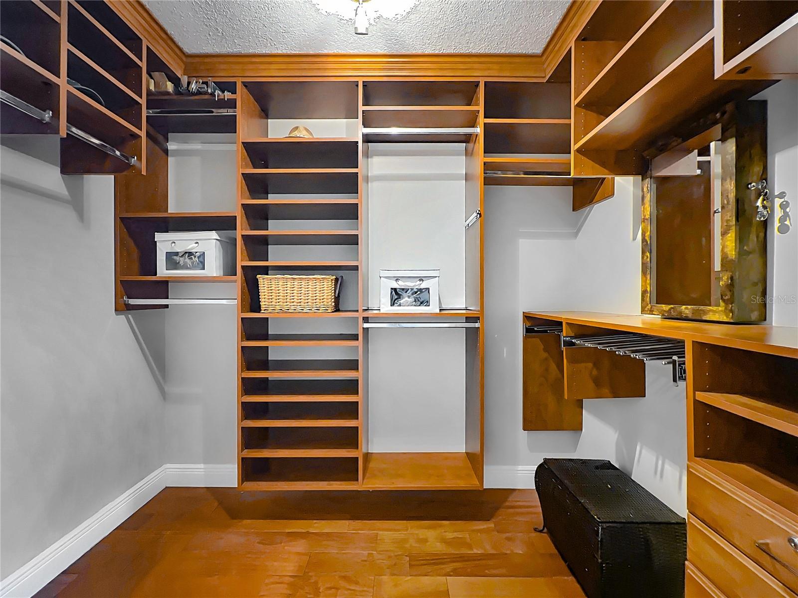 Image 29 of 96 For 5127 Leeward Way