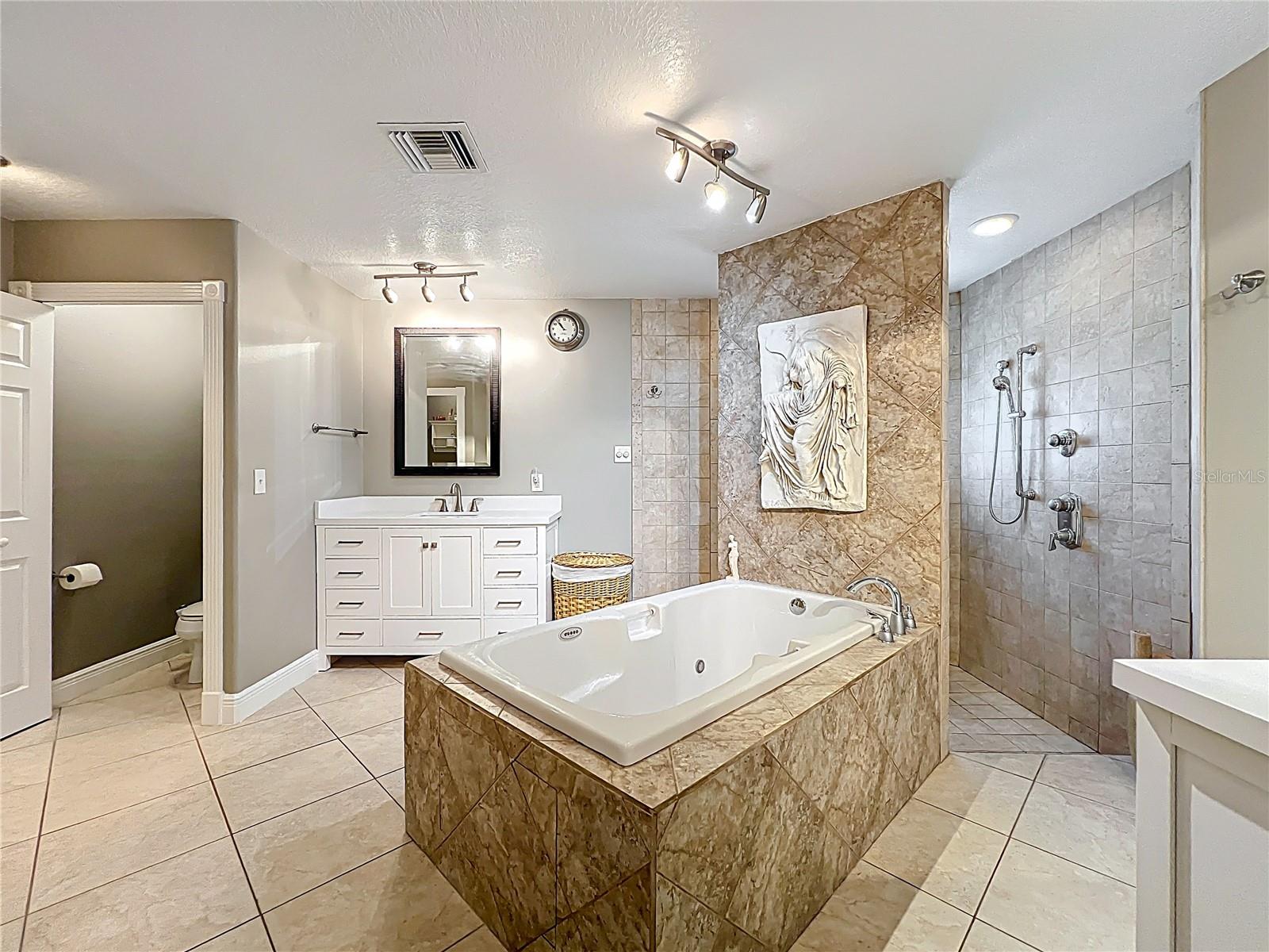 Image 34 of 96 For 5127 Leeward Way