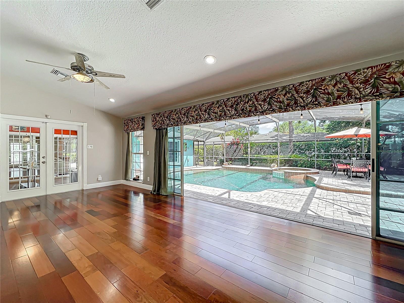 Image 38 of 96 For 5127 Leeward Way