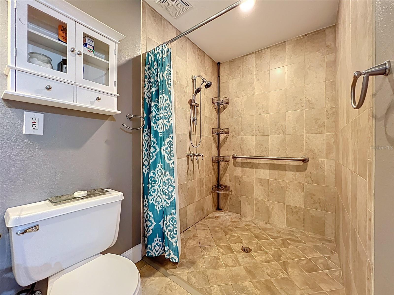Image 46 of 96 For 5127 Leeward Way