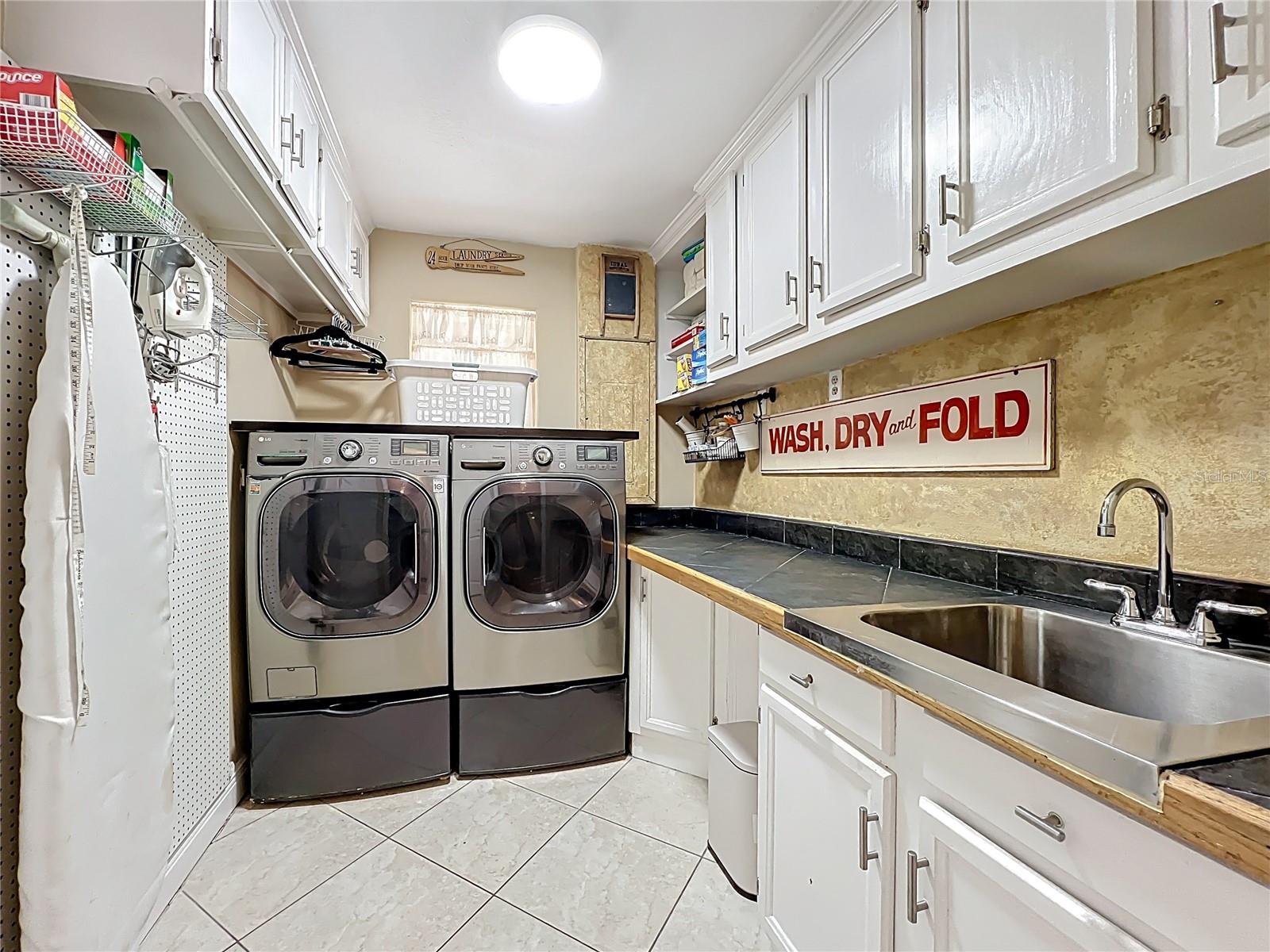 Image 48 of 96 For 5127 Leeward Way