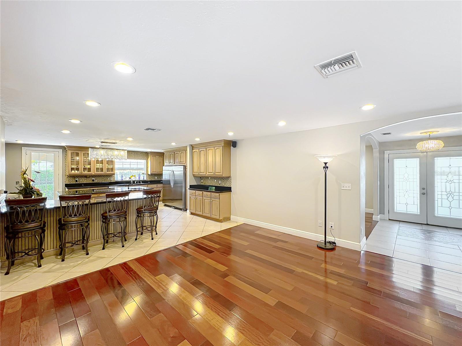 Image 8 of 96 For 5127 Leeward Way