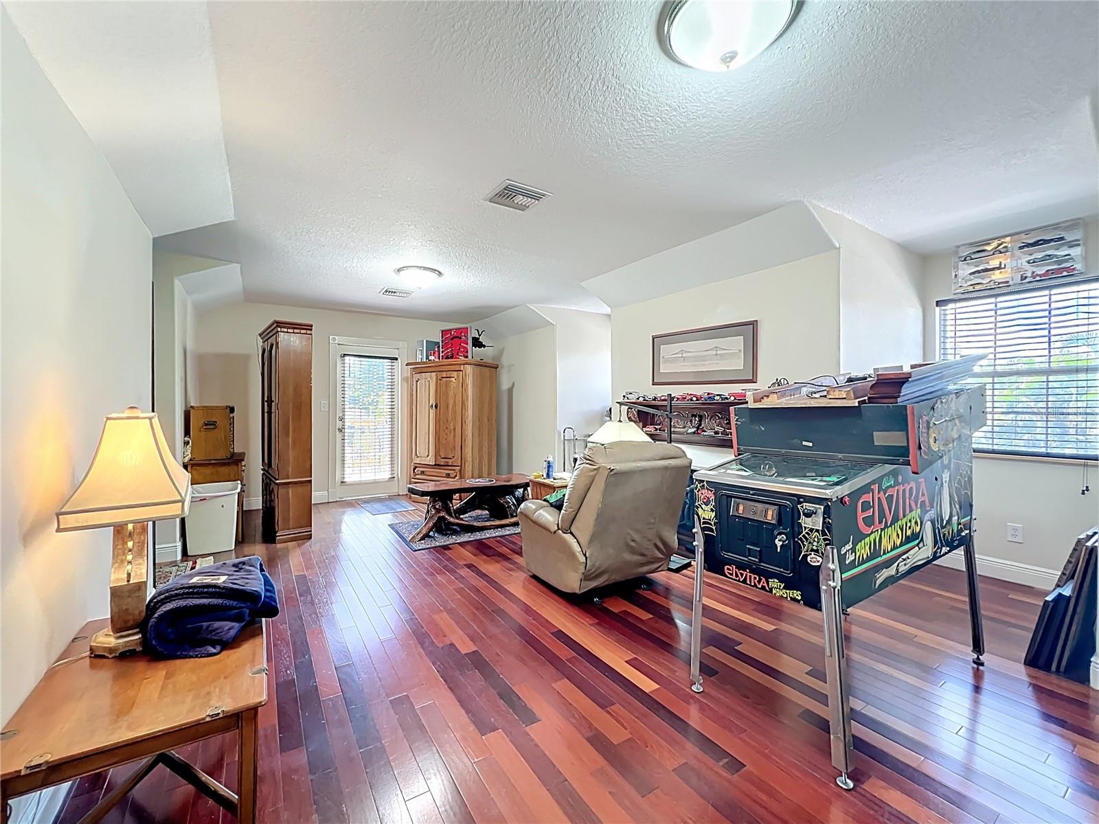 Image 83 of 96 For 5127 Leeward Way