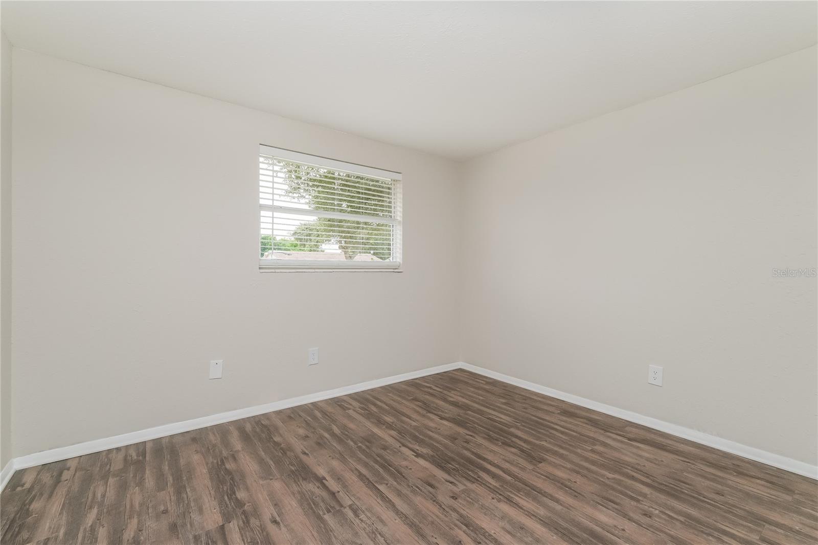 Image 16 of 33 For 6426 Eden Lane