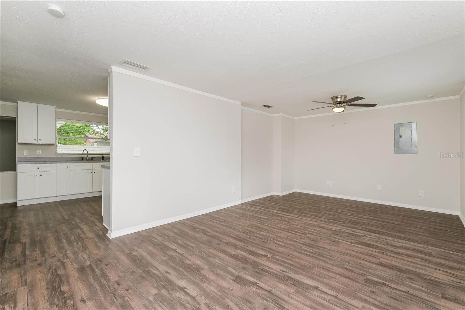 Image 6 of 33 For 6426 Eden Lane