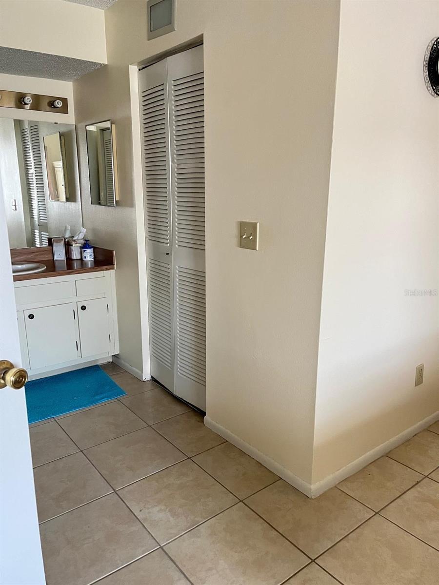 Image 6 of 21 For 2514 Citrus Club Lane 308