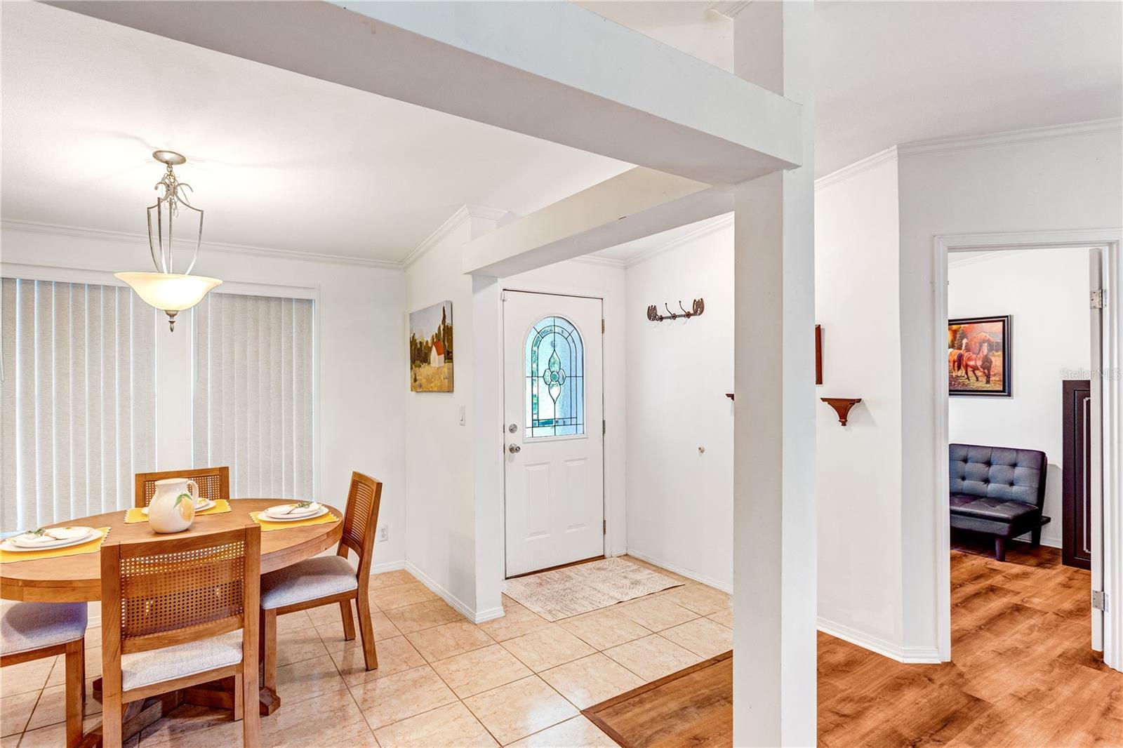 Image 11 of 33 For 2738 Lake Grassmere Circle 1884