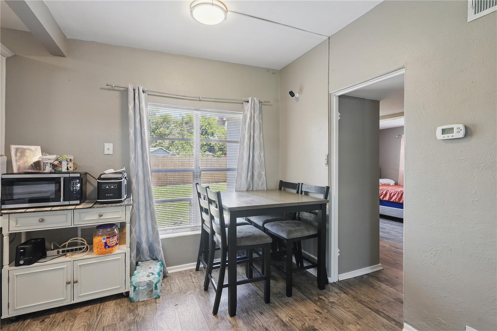 Image 4 of 15 For 1301 Lawne Boulevard