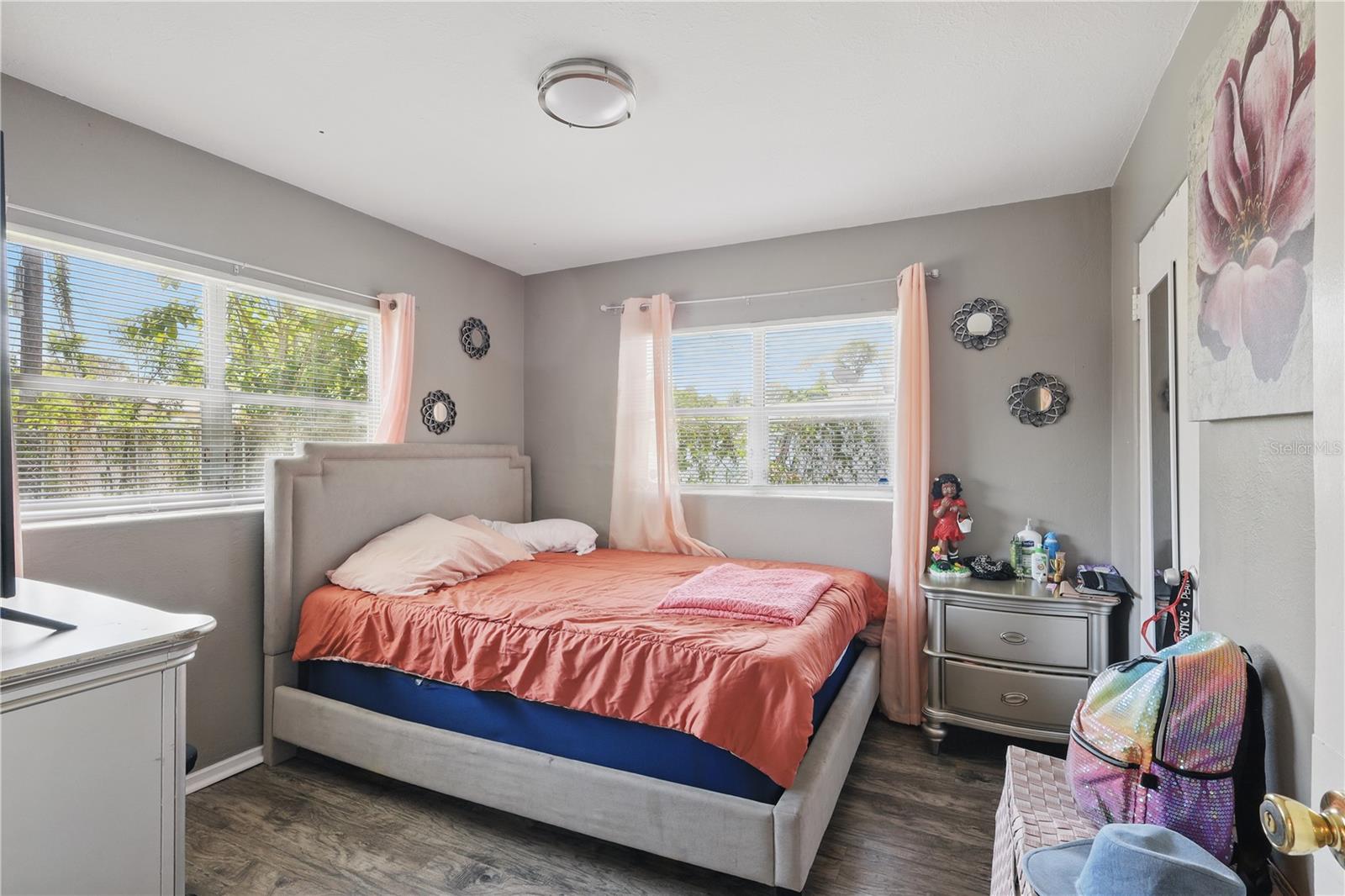 Image 9 of 15 For 1301 Lawne Boulevard