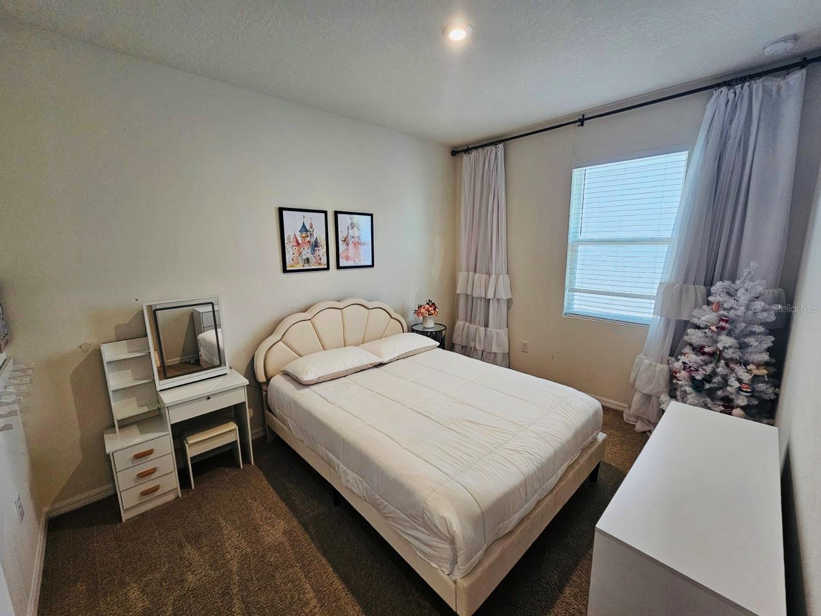 Image 25 of 33 For 2456 Varenna Loop