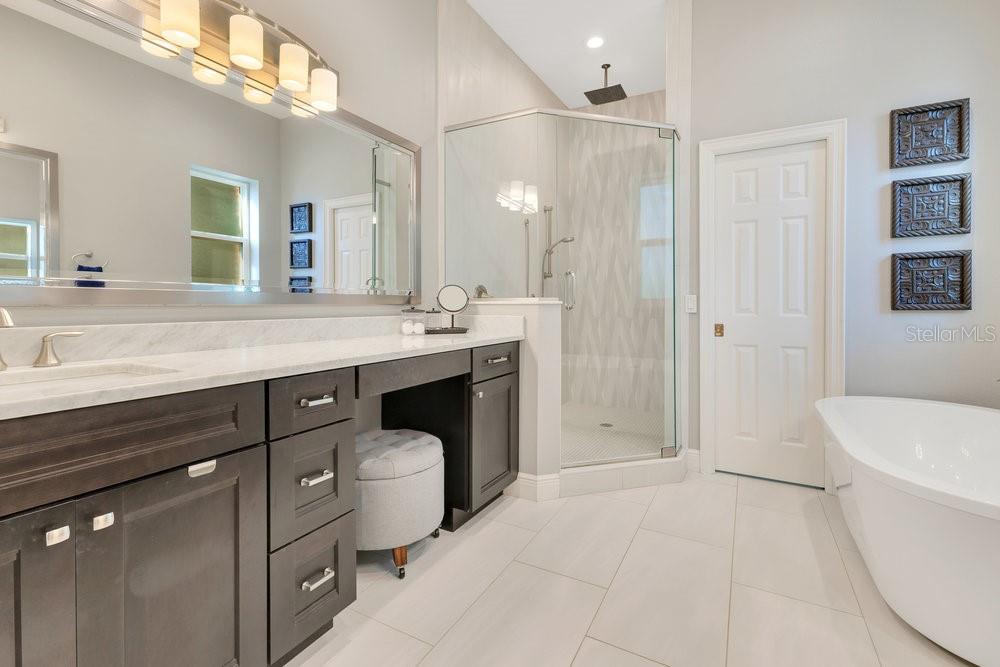 Image 20 of 41 For 8812 Bay Drive
