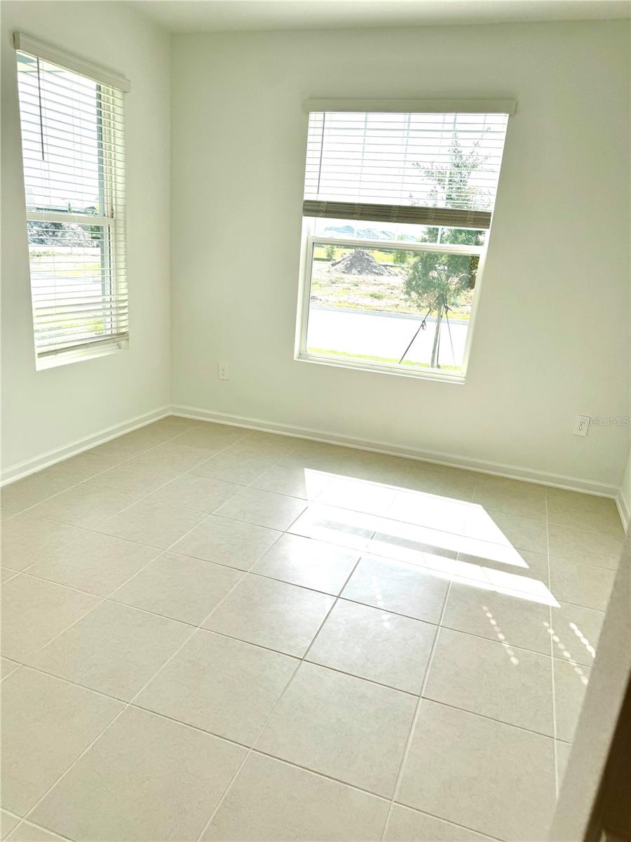 Image 10 of 52 For 1848 Bright Sky Drive
