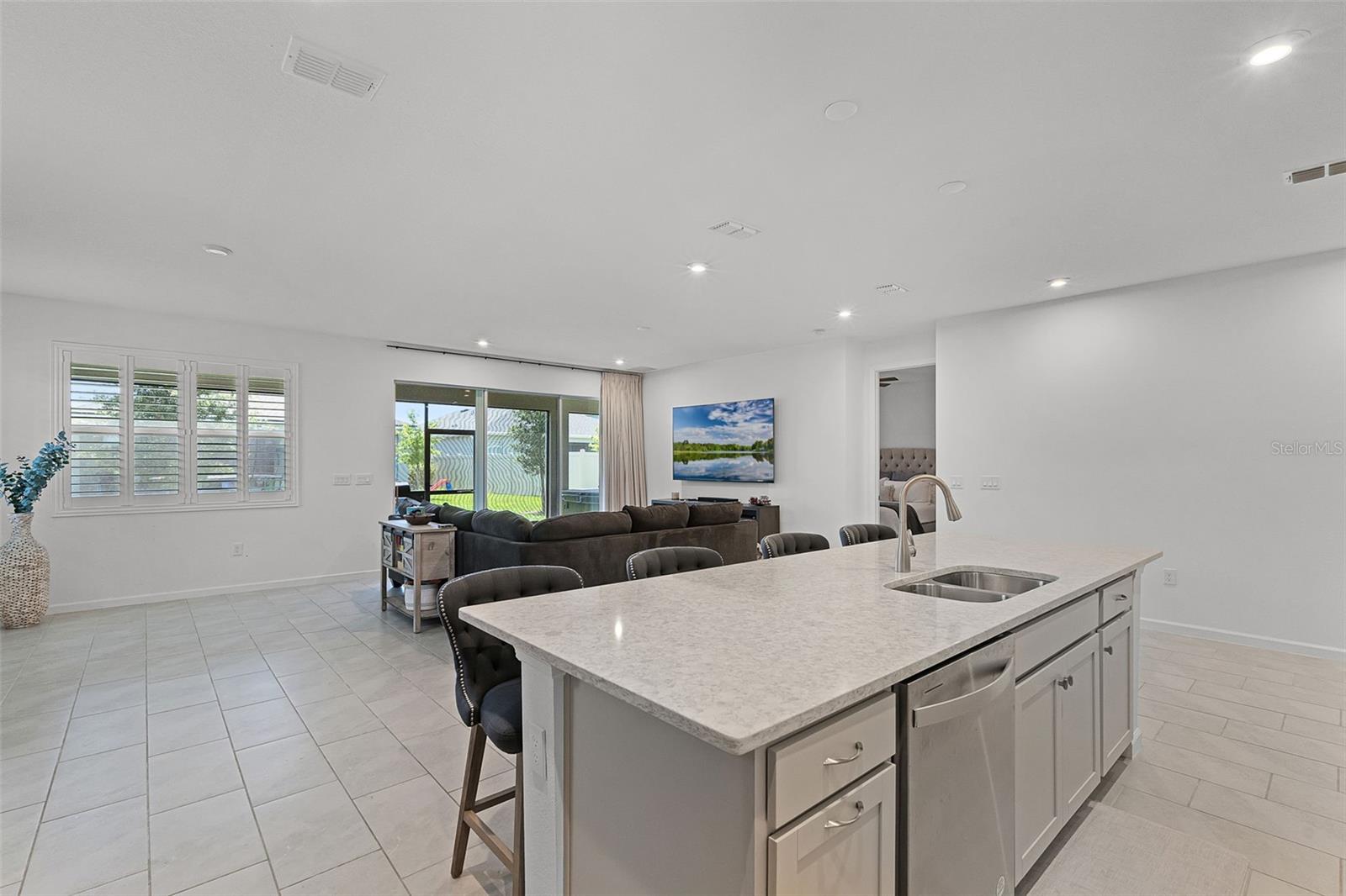 Image 15 of 47 For 2223 Blue Salvia Street