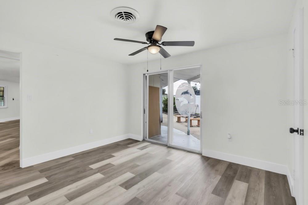 Image 10 of 19 For 456 Sandlewood Drive