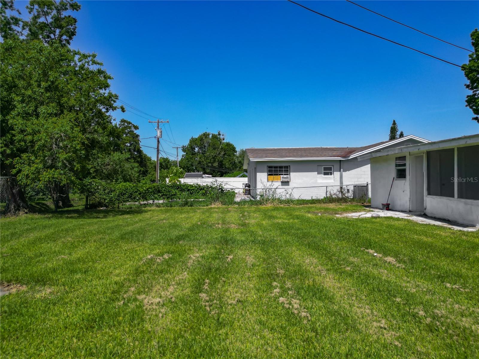 Image 28 of 32 For 8228 Shriver Drive