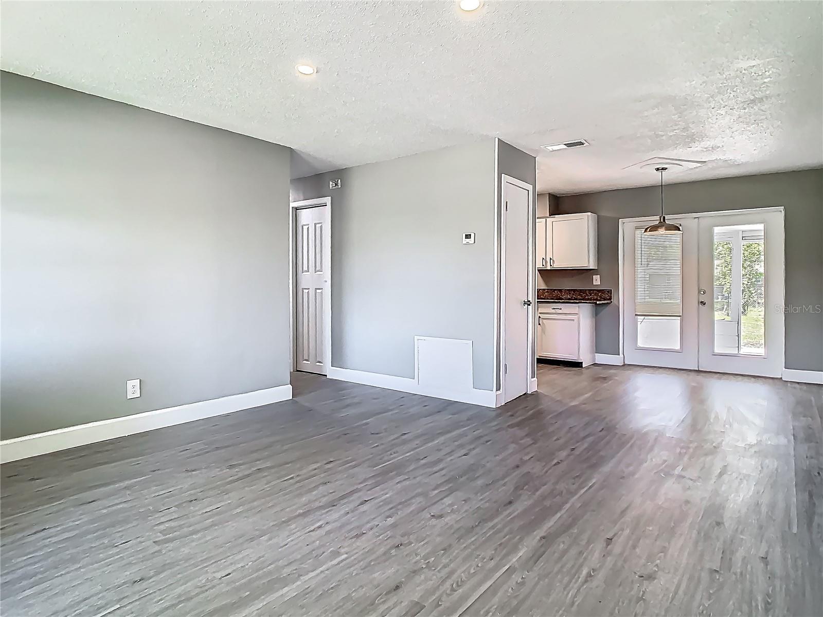 Image 4 of 32 For 8228 Shriver Drive