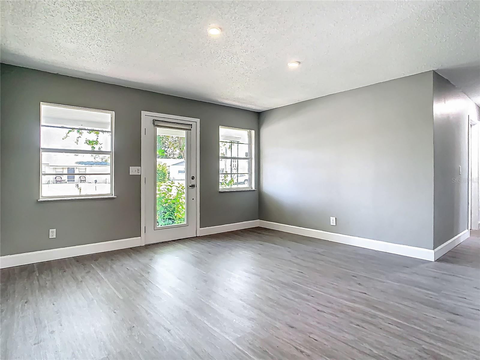 Image 5 of 32 For 8228 Shriver Drive