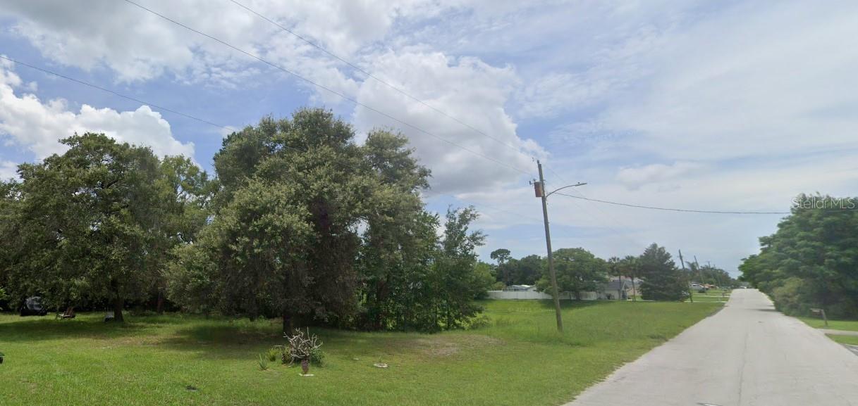 Listing photo id 4 for 11188 Sheffield Road