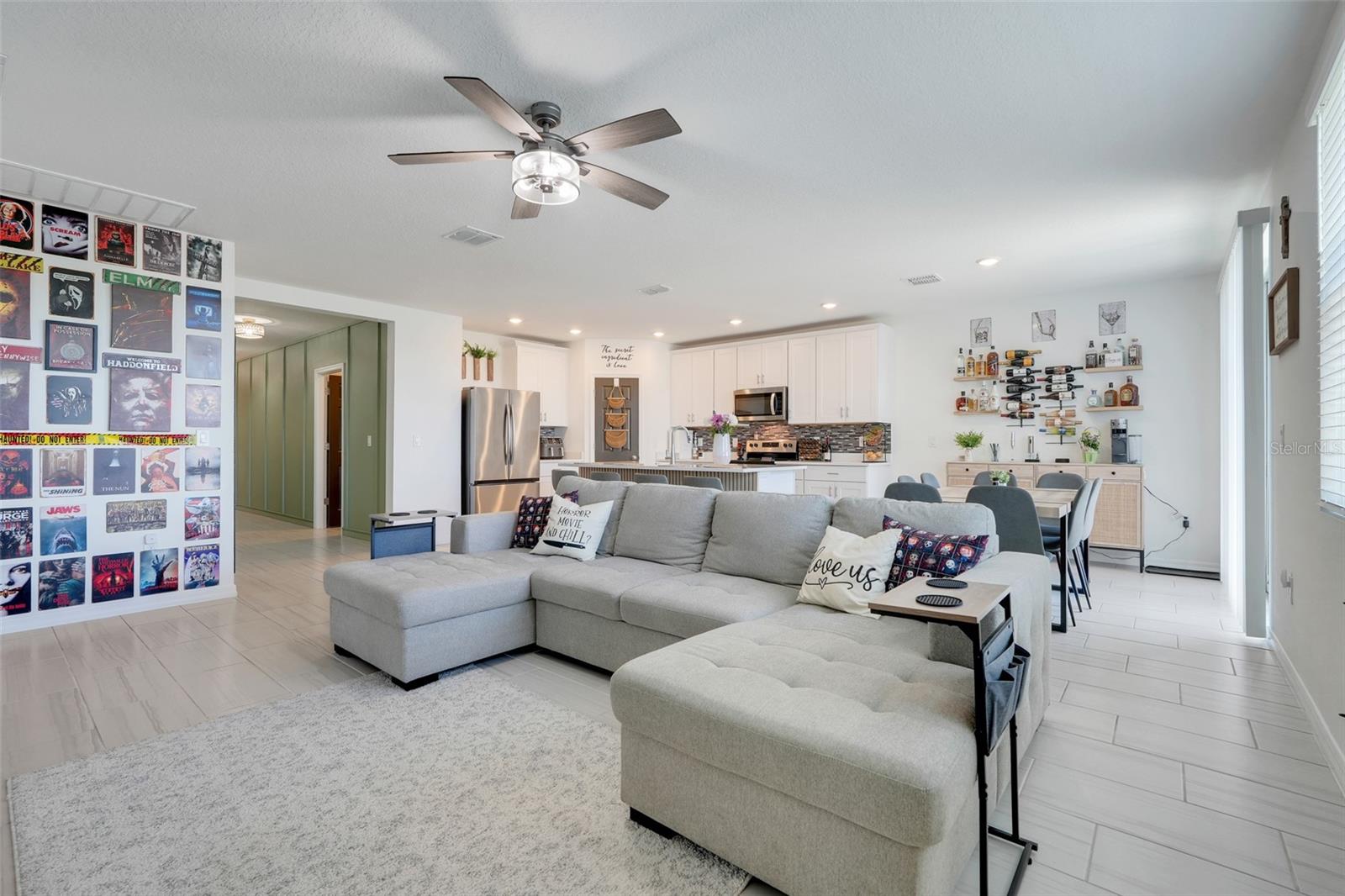 Image 11 of 39 For 1127 Foreshore Lane