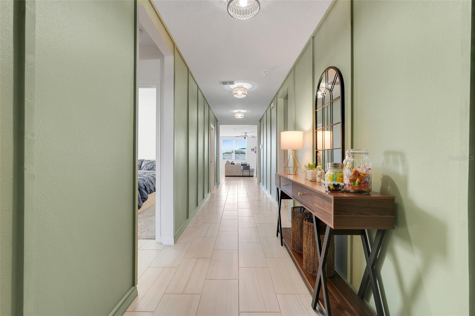 Image 7 of 39 For 1127 Foreshore Lane