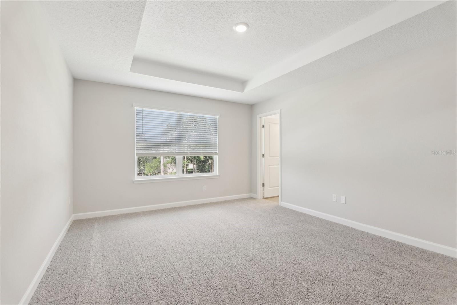 Listing photo id 25 for 7288 Deer Valley Circle