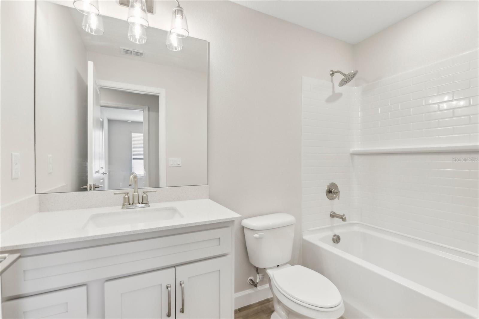 Listing photo id 36 for 7288 Deer Valley Circle