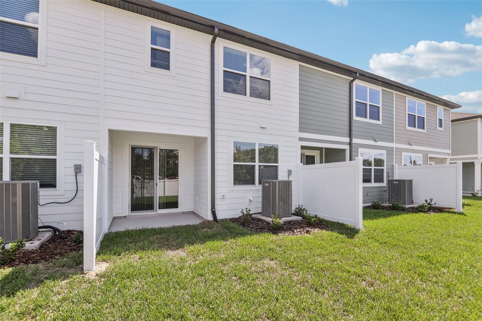 Listing photo id 37 for 7288 Deer Valley Circle