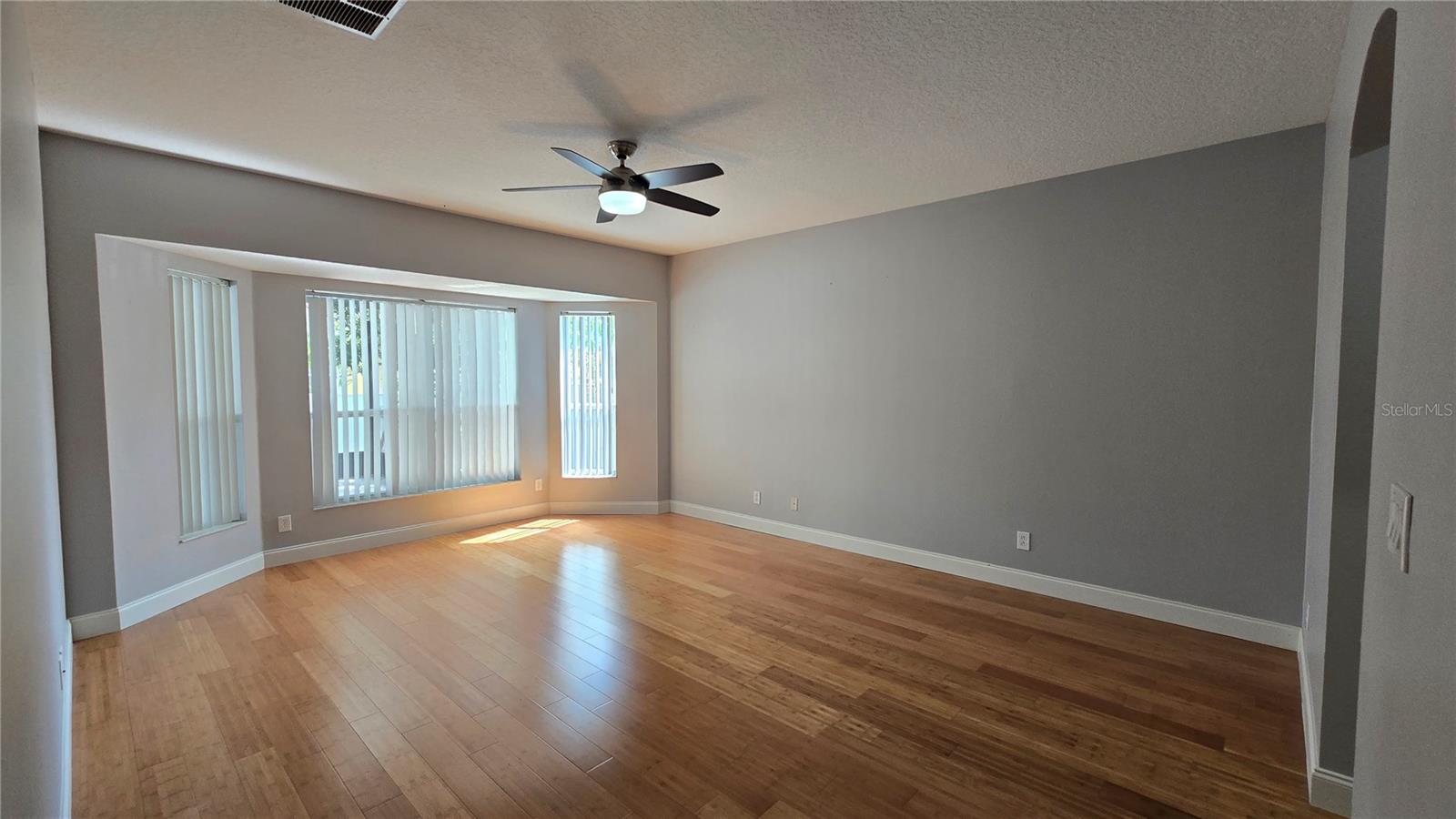 Image 5 of 16 For 12126 Diedra Court