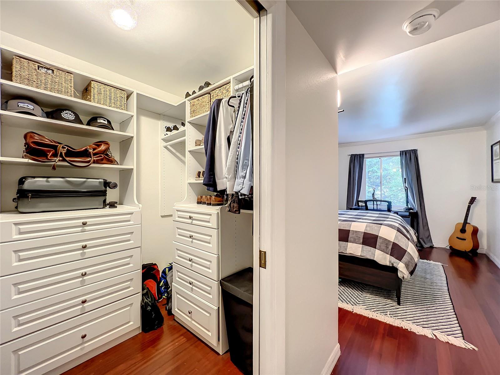 Image 22 of 33 For 1100 Delaney Avenue F306