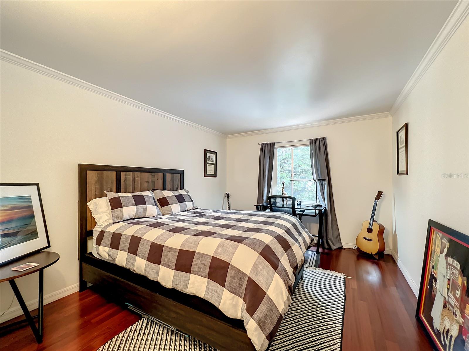 Image 24 of 33 For 1100 Delaney Avenue F306