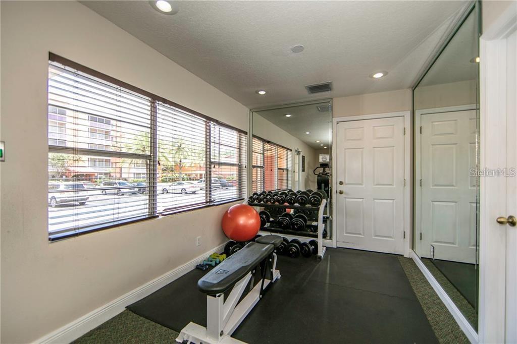 Image 32 of 33 For 1100 Delaney Avenue F306