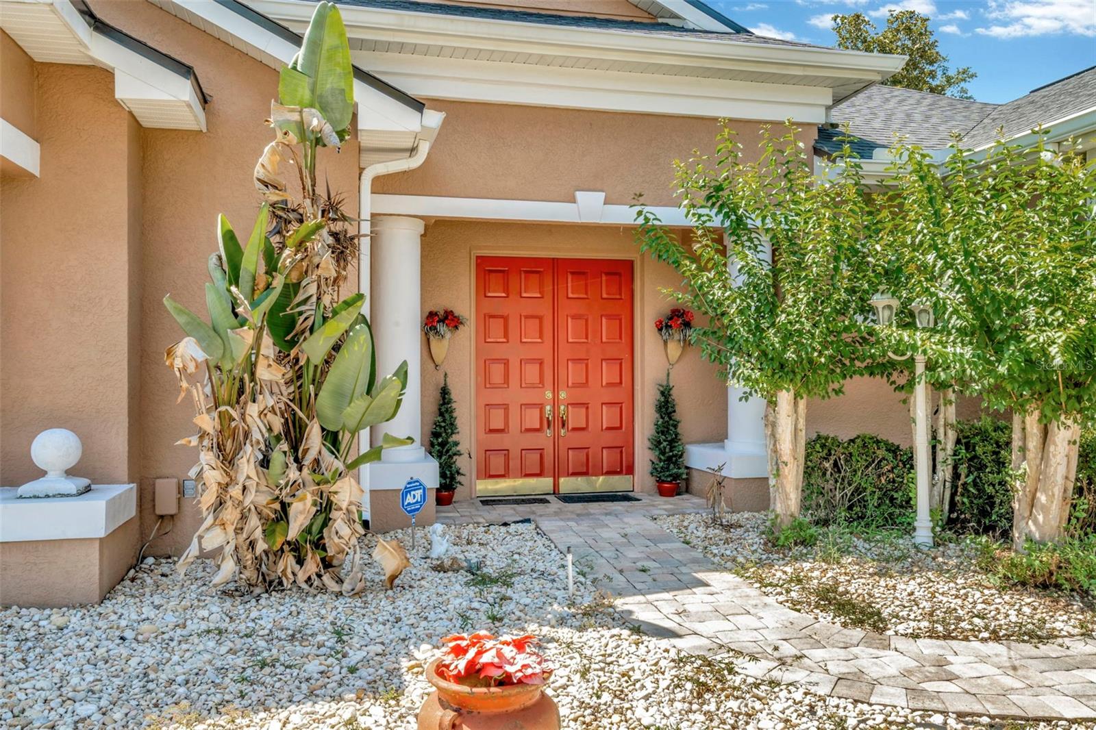 Image 4 of 29 For 14680 Linden Drive