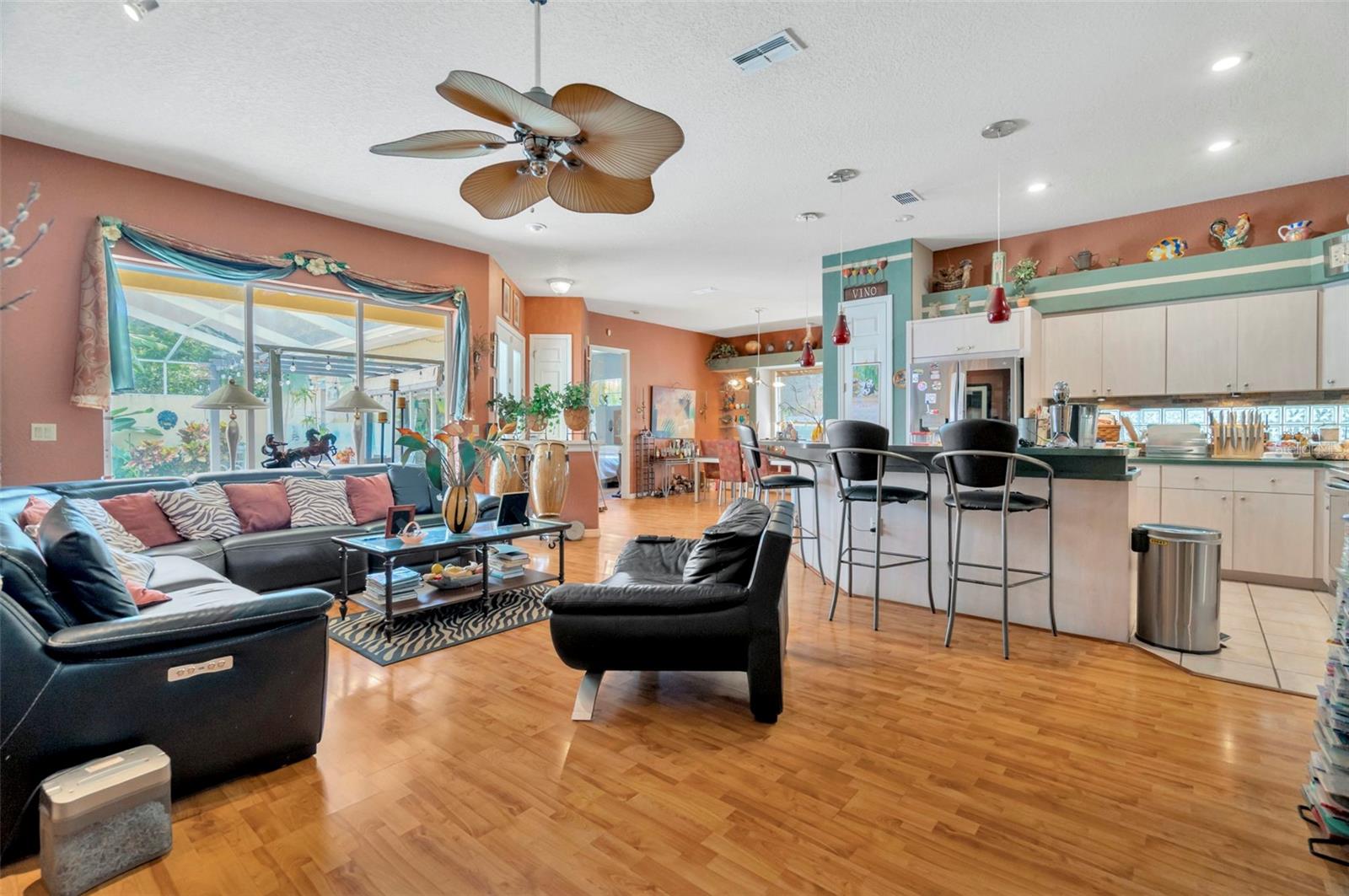 Image 7 of 29 For 14680 Linden Drive