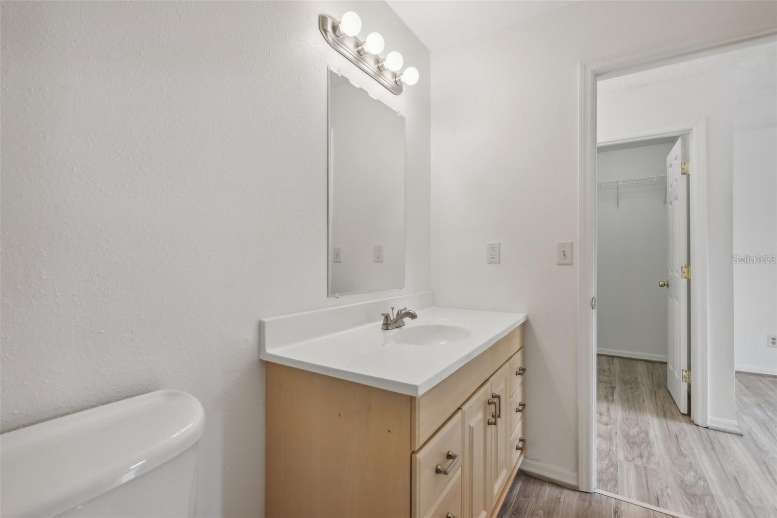 Image 10 of 26 For 6088 Westgate Drive 201