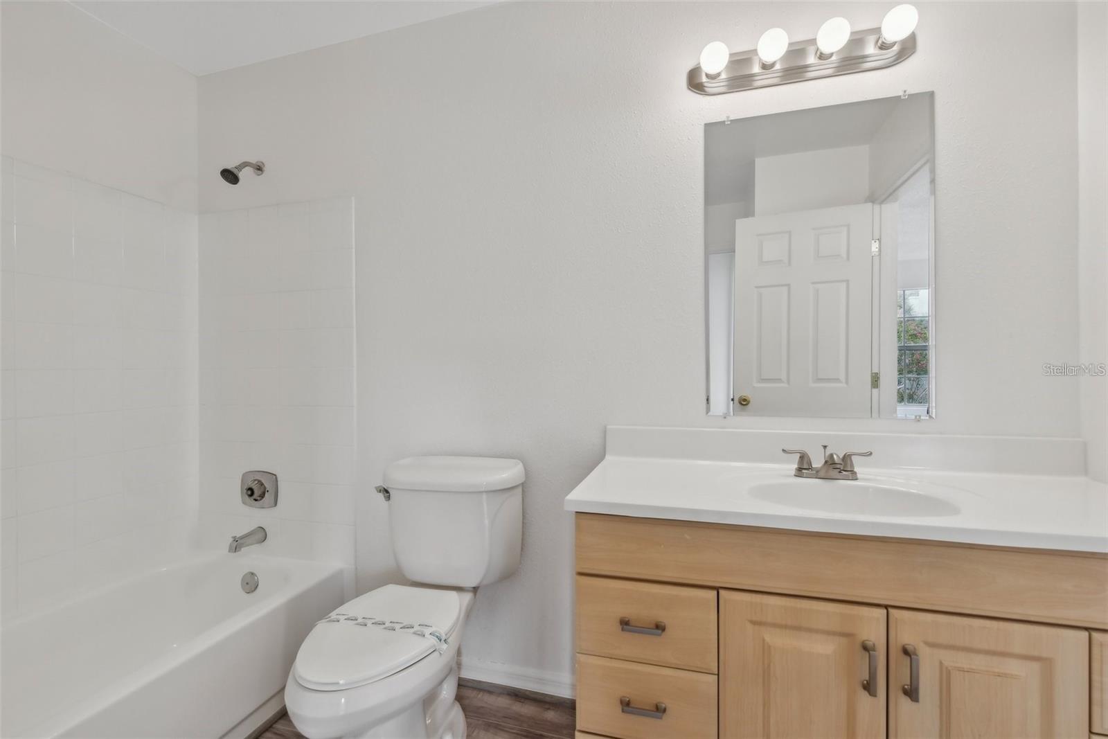 Image 11 of 26 For 6088 Westgate Drive 201