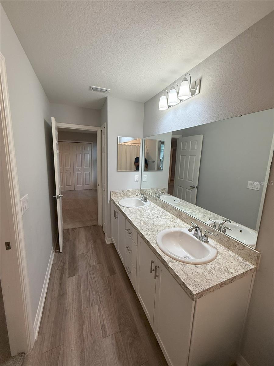 Image 27 of 40 For 3014 Fieldwood Circle