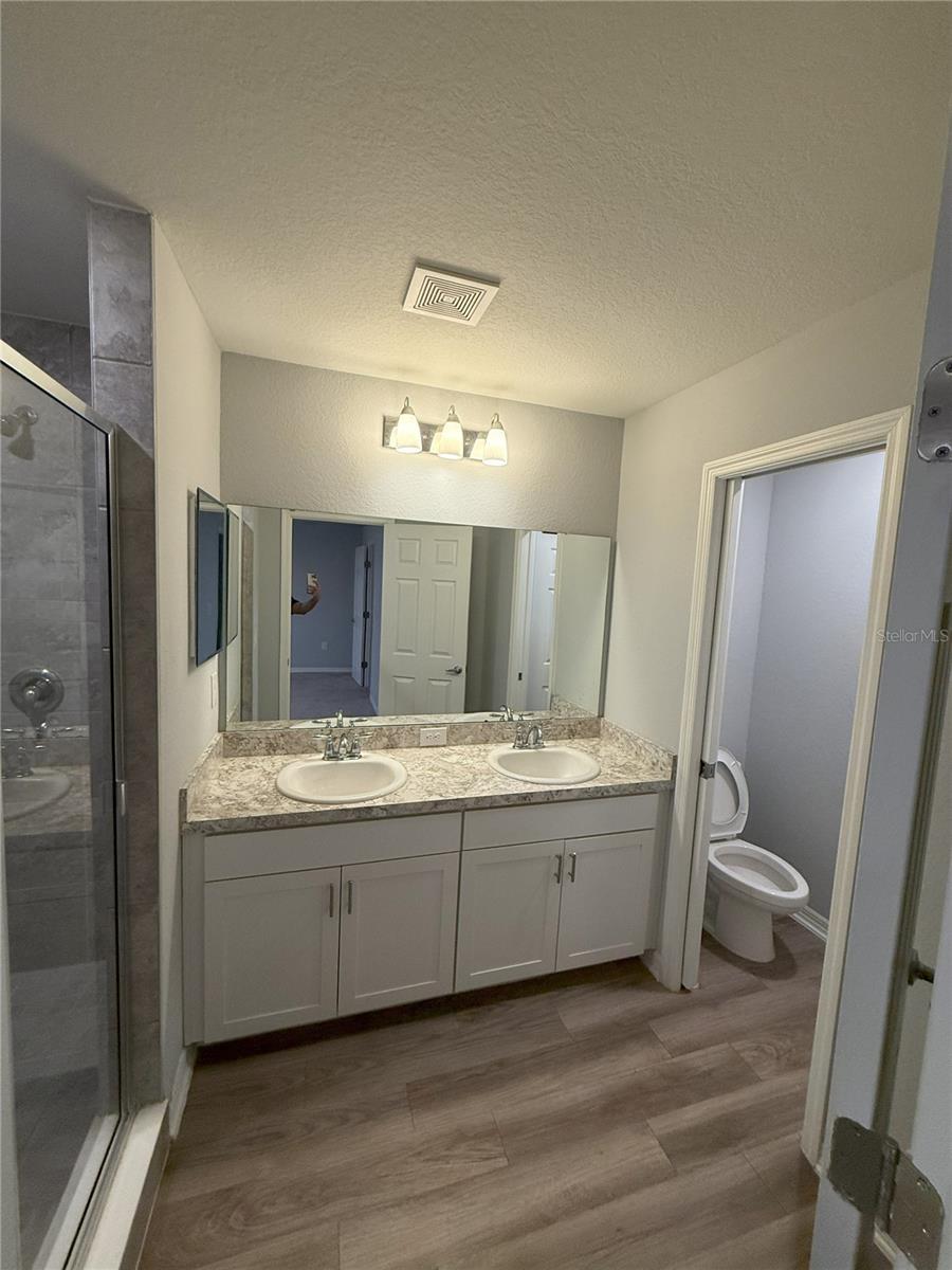 Image 39 of 40 For 3014 Fieldwood Circle